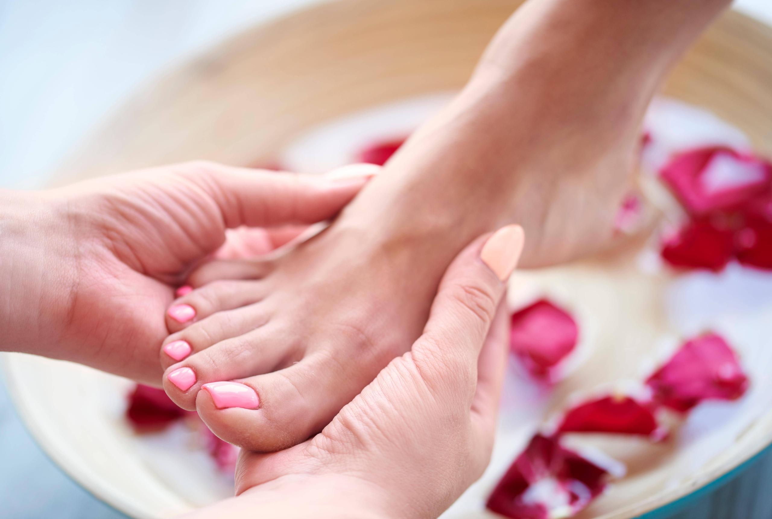 Relaxing Heavenly Foot Soak at Foothills Spa